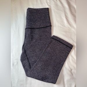 Lululemon wunder under crop - size 6